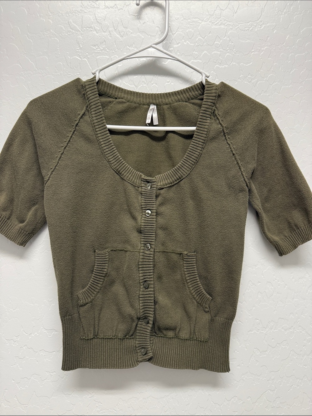 Max Rave Olive Short-Sleeve Button Cardigan